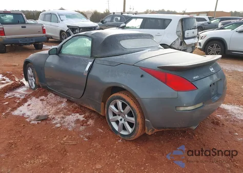 2005 Nissan 350Z Touring z USA, uszkodzony, nr VIN JN1AZ36A05M753901